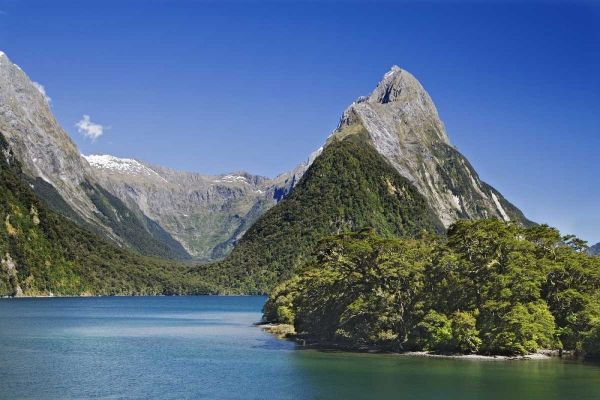 New Zealand, South Island Mitre Peak and lake